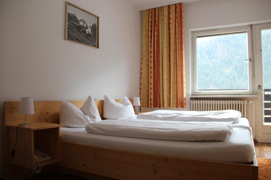 Alpenhotel Oetz Pokoj fotografie